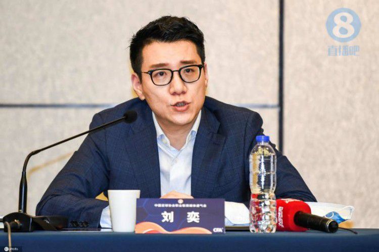 米兰此前官方宣布，伊布回归俱乐部担任高级顾问以及红鸟资本运营合伙人，他在接受采访时表达了此番再次回归米兰的感受。